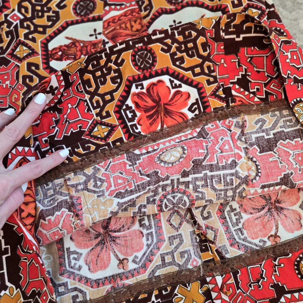 Vibrant Barkcloth Vintage Dress - Picture 12 of 13